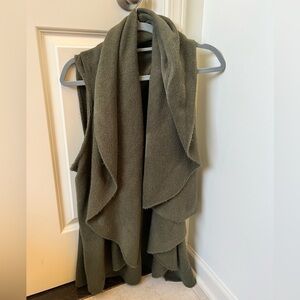 Look by M Women’s Basic Shawl Vest